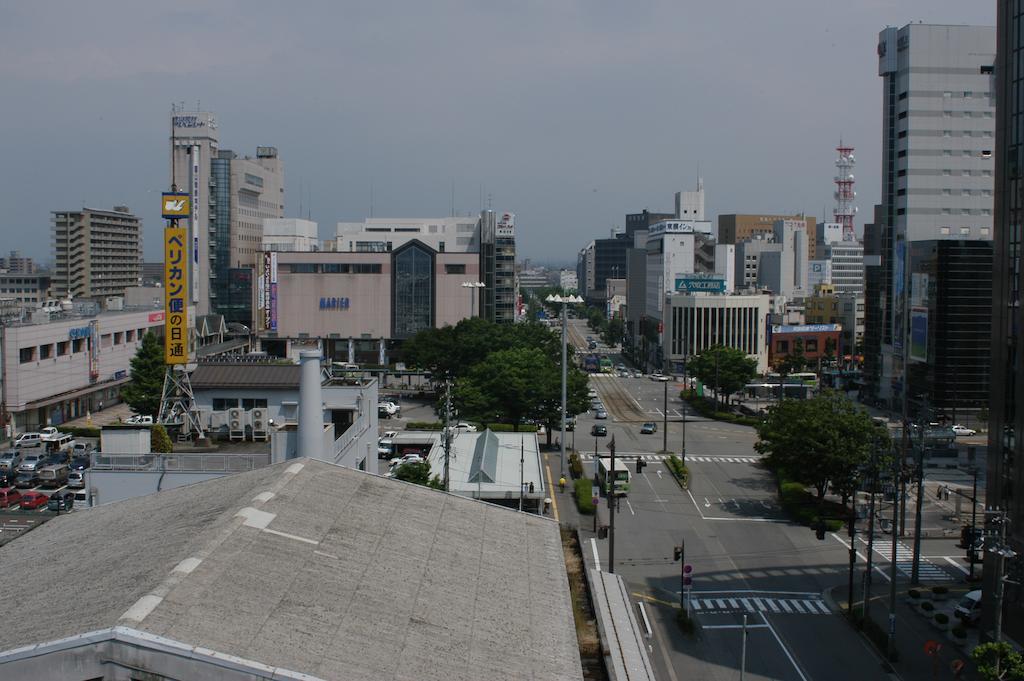 Business Hotel Tateyama โทยามะ ภายนอก รูปภาพ